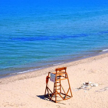 Апартамент Byala Cliff Sea View *