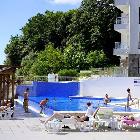 Апартамент Byala Cliff Sea View