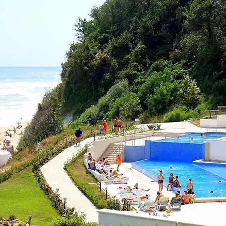 Byala Cliff Sea View *