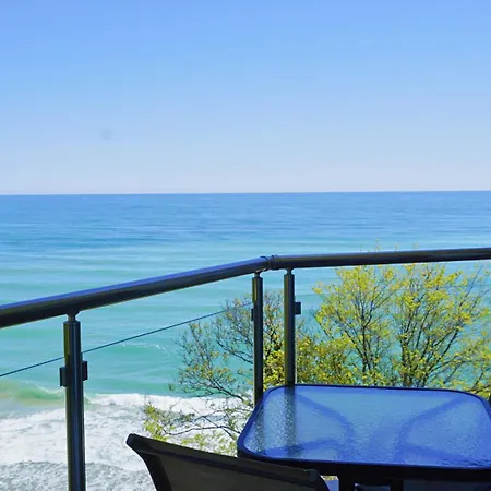 Byala Cliff Sea View Apartament